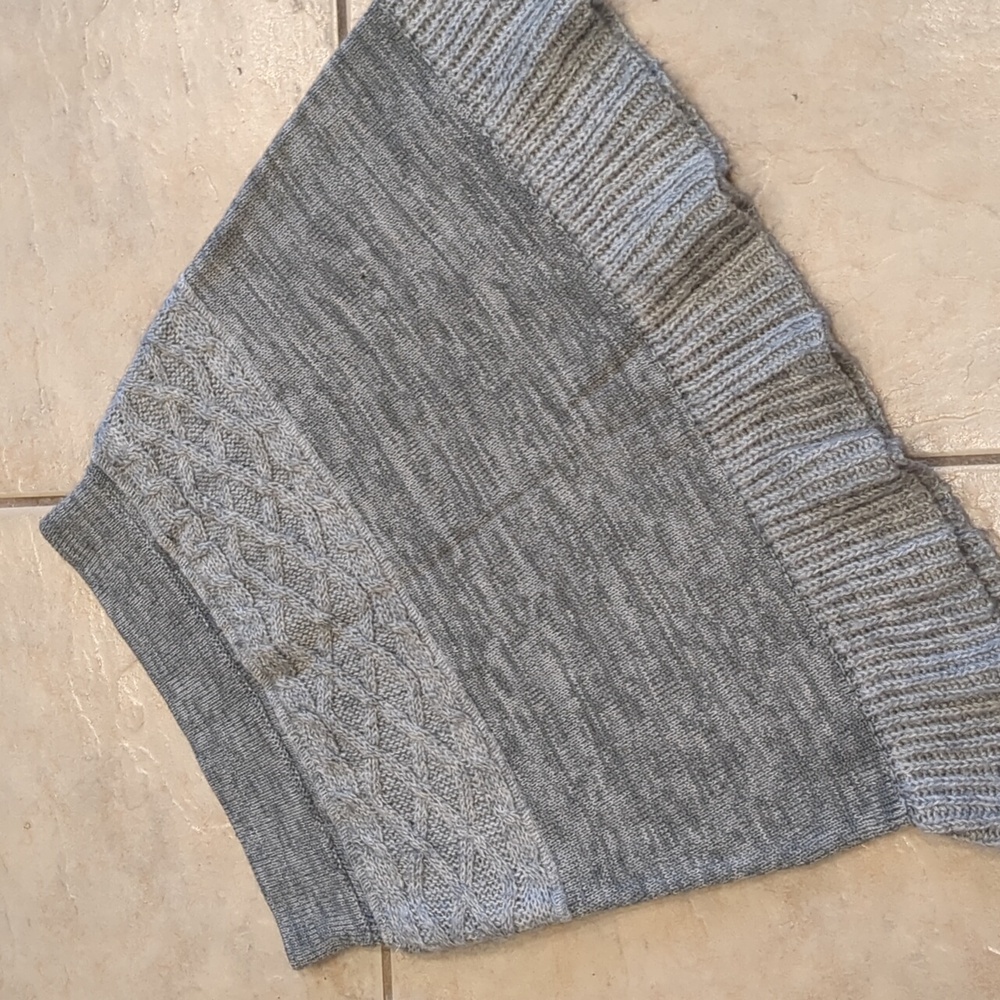 Akini Gray Wool Blend Knit Mini Skirt Size XS